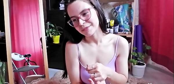  Kinky Daniela D Loves Nipple Clamps
